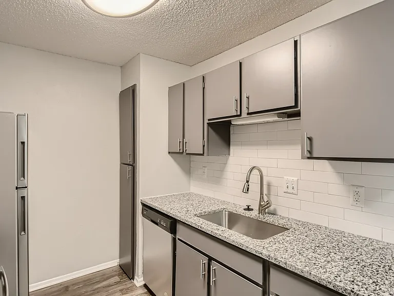Villas At Waterchase — Photo 21