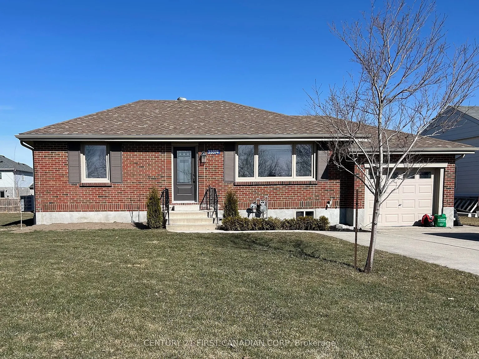 3 bed, $2,450 — Photo 1