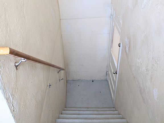 Stairway Entry to Basement
