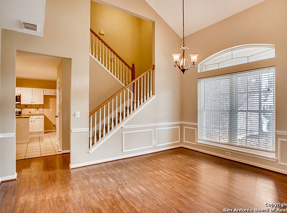 2nd image of 2543 Grove Park