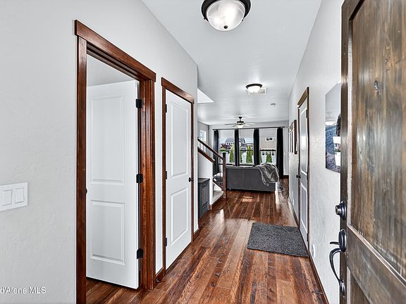 4th image of 6607 N Idlewood Dr