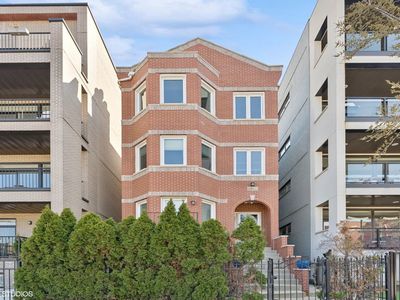 1455 W Grand Ave APT 2, Chicago, IL, 60642