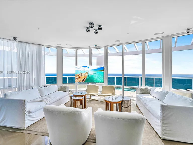 18101 Collins Ave #5509 — Photo 23