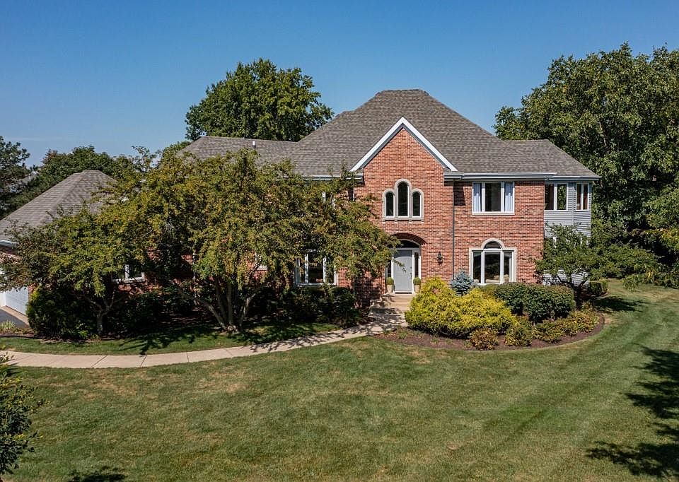1st image of 2051 Wembley Pl
