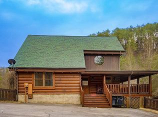 1928 Bear Creek Falls Way, Sevierville, TN 37876