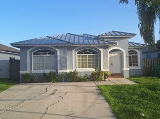 7872 NW 201st Ter, Hialeah, FL 33015