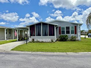 2570 Lakes Of Melbourne Dr #563, Melbourne, FL 32904