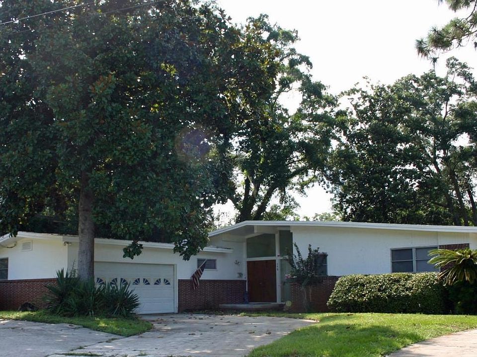 1st image of 3420 Edgewater Dr