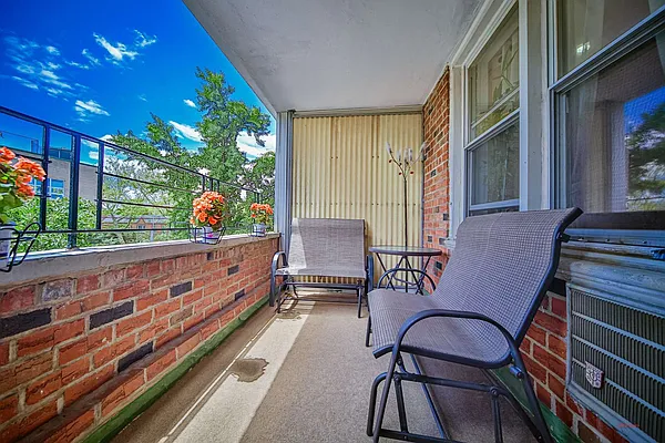 Sold by Maximillion Realty, Inc. | media 4