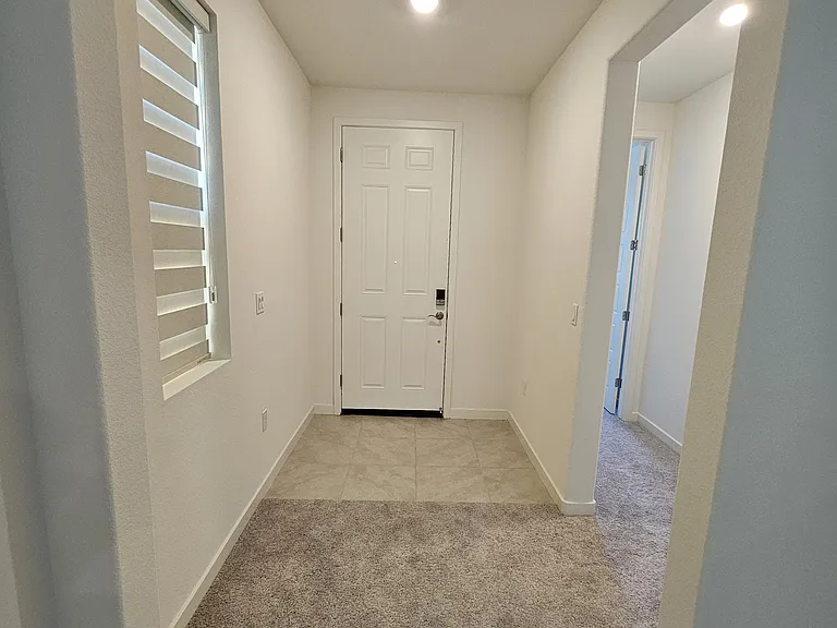 Knights Valley Ln — Photo 11