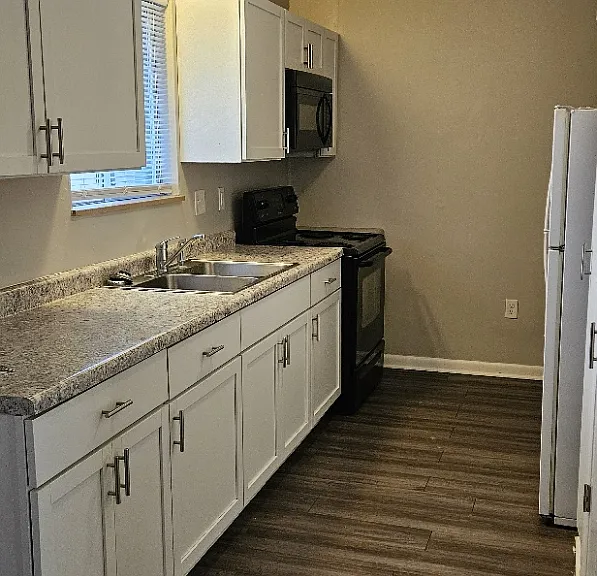 1426 Campbell Ave #1426 — Photo 4