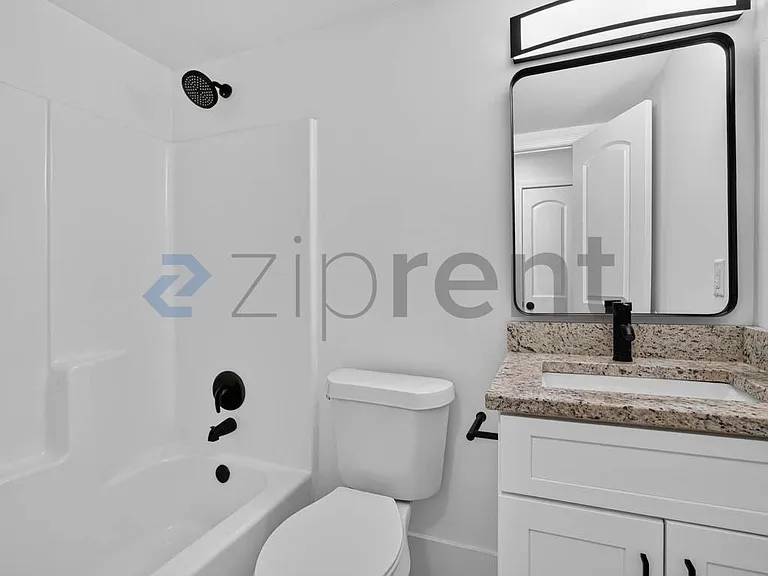 4013 Hawthorne Ave SE #3 — Photo 18