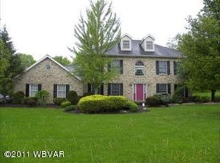 1240 Crestfield Dr, Williamsport, PA 17701