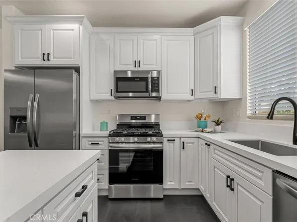 13566 Cobblestone Ln, Westminster, CA 92683