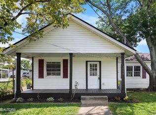 1716 Beaumont Ave, Knoxville, TN 37921