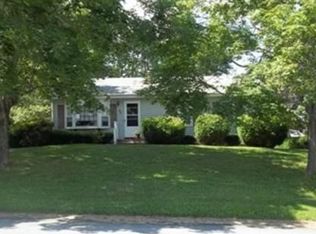 14 Kelly Ave, Westport, MA 02790