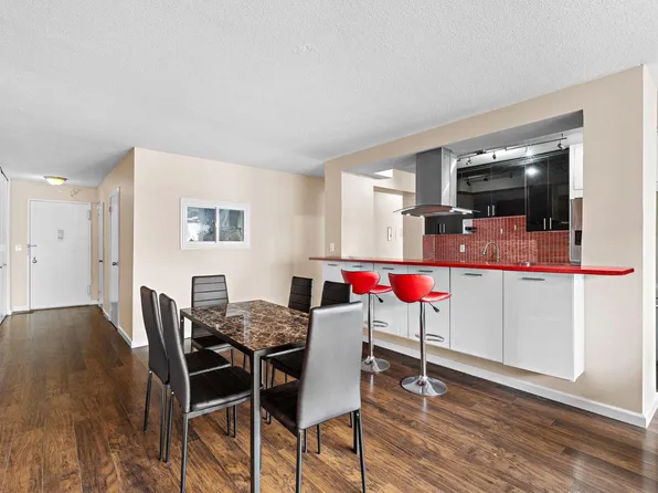 201 Saint Pauls Avenue image 5 of 22