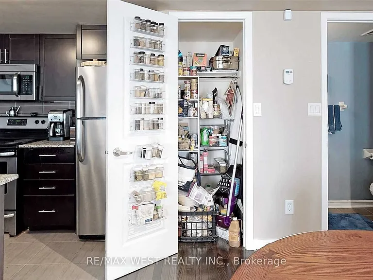 10 Foundry Ave #240 — Photo 19
