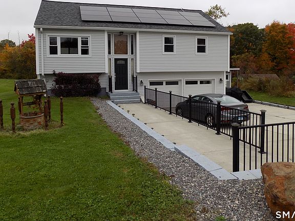 3rd image of 128 Heights Drive