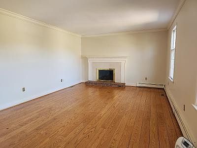 3rd image of 18436 Westwood Dr