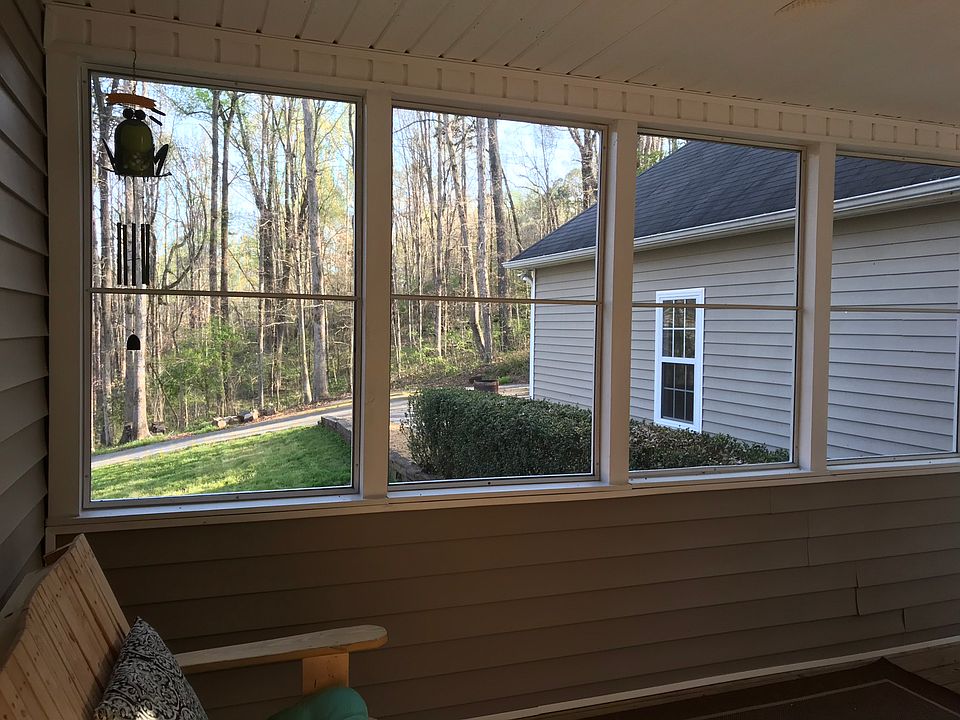 1st image of 2260 Camp Ln