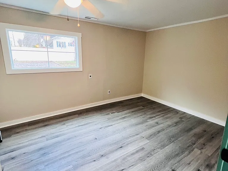 501 Vine St — Photo 8