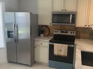 239 SW 3rd St, Pompano Beach, FL 33060