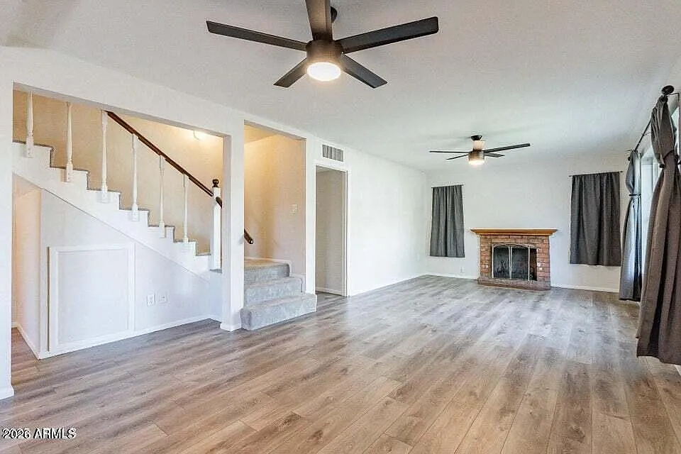 5 bed, 2.0 bath, 2140 sqft, $750 — Photo 4