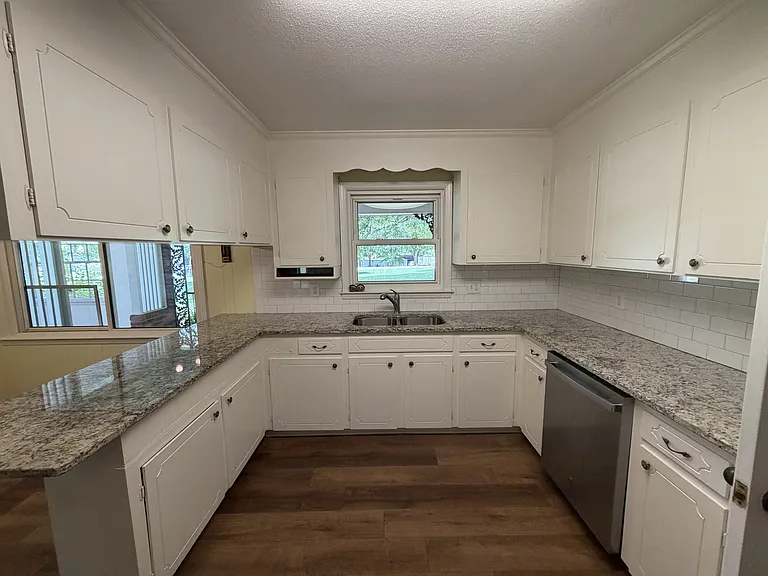 1130 Turnersburg Hwy — Photo 7
