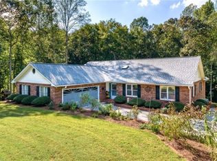 507 Mason Knoll Dr, Winston Salem, NC 27127