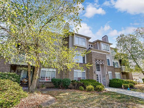 2nd image of 4221 Endeavor Dr Unit 204