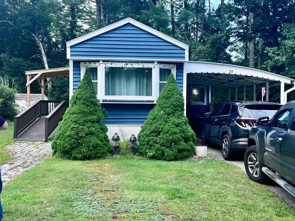 35 Kings Row, Epsom, NH 03234