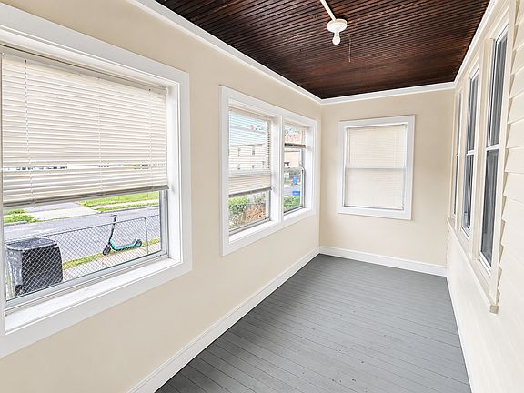 2nd image of 44 Glendale Ave Floor 1