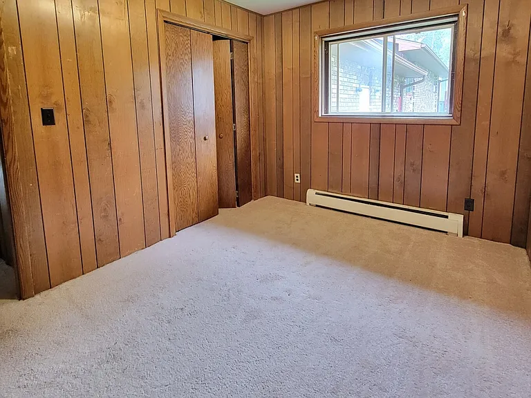 923 E Wausau Ave — Photo 14