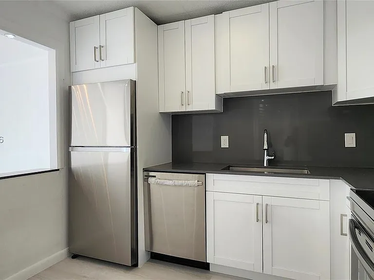 1200 NE Miami Gardens Dr #1005W — Photo 3