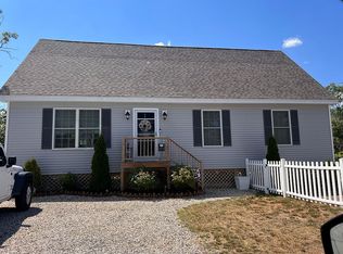 14 Hartz St, Gloucester, MA 01930