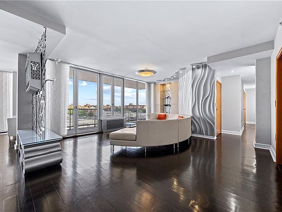 2nd image of 1702 Avenue Z #6