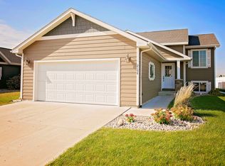 2108 Rio Grand Ave, Brookings, SD 57006