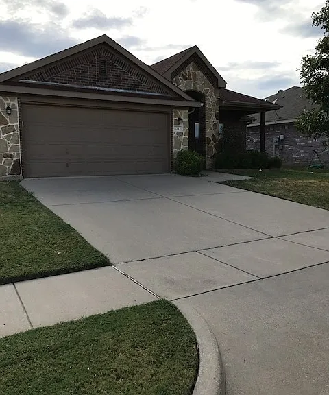4212 Agate Dr — Photo 2