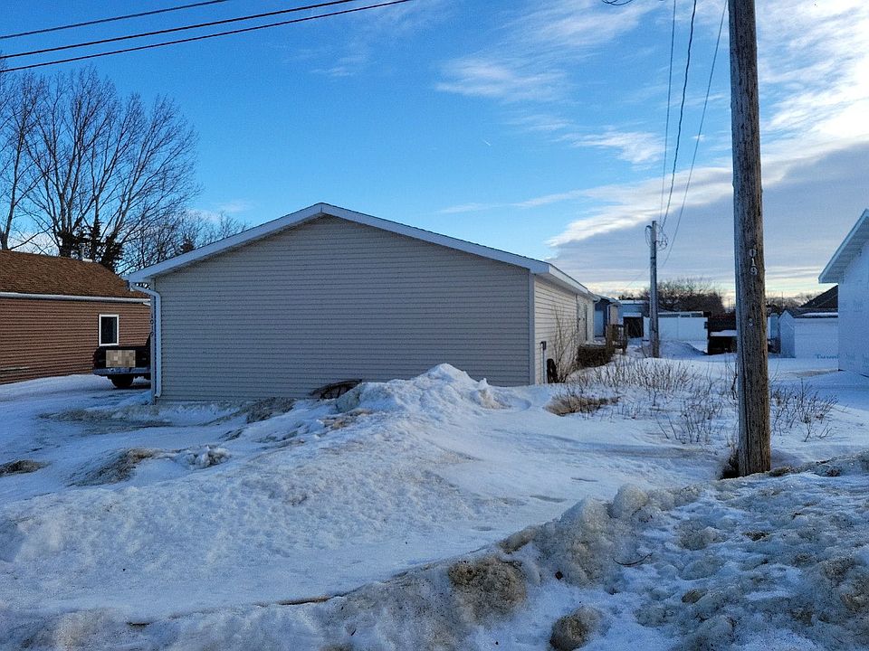 1019 39th St SE, Minot, ND 58701 Zillow