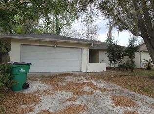 737 Del Rio Way, Kissimmee, FL 34758