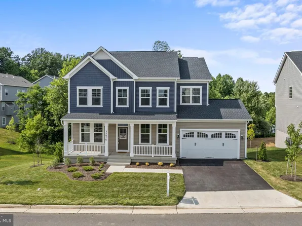 35876 McKewnson Way, Round Hill, VA 20141