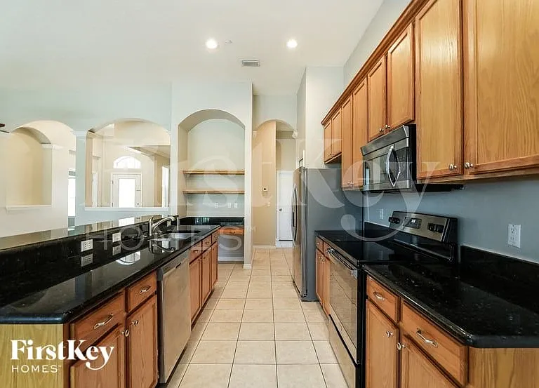 11737 Summer Springs Dr — Photo 6