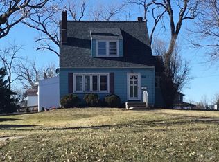 1004 NW Church St, Leon, IA 50144