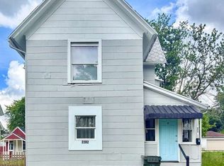 2202 Kemble Ave, South Bend, IN 46613