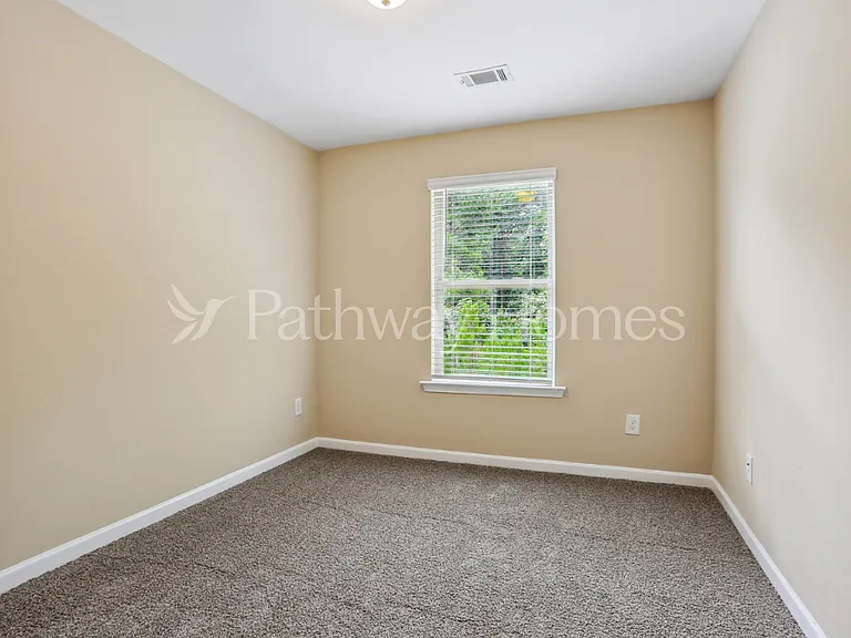 3039 Bonnes Dr — Photo 18