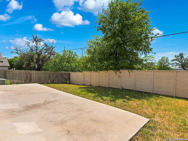 10203 Relic Oaks — Photo 26