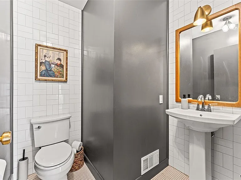 30 Lyndon Rd — Photo 25