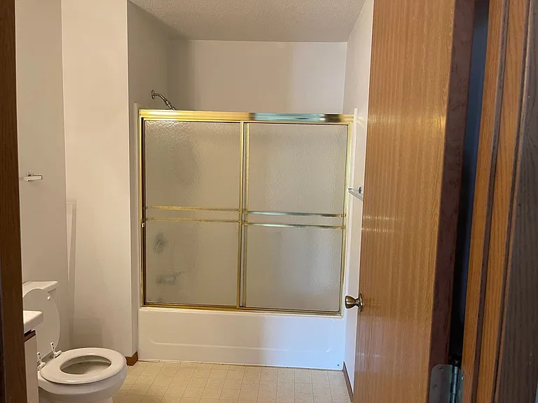 4914 Kappus Dr — Photo 9