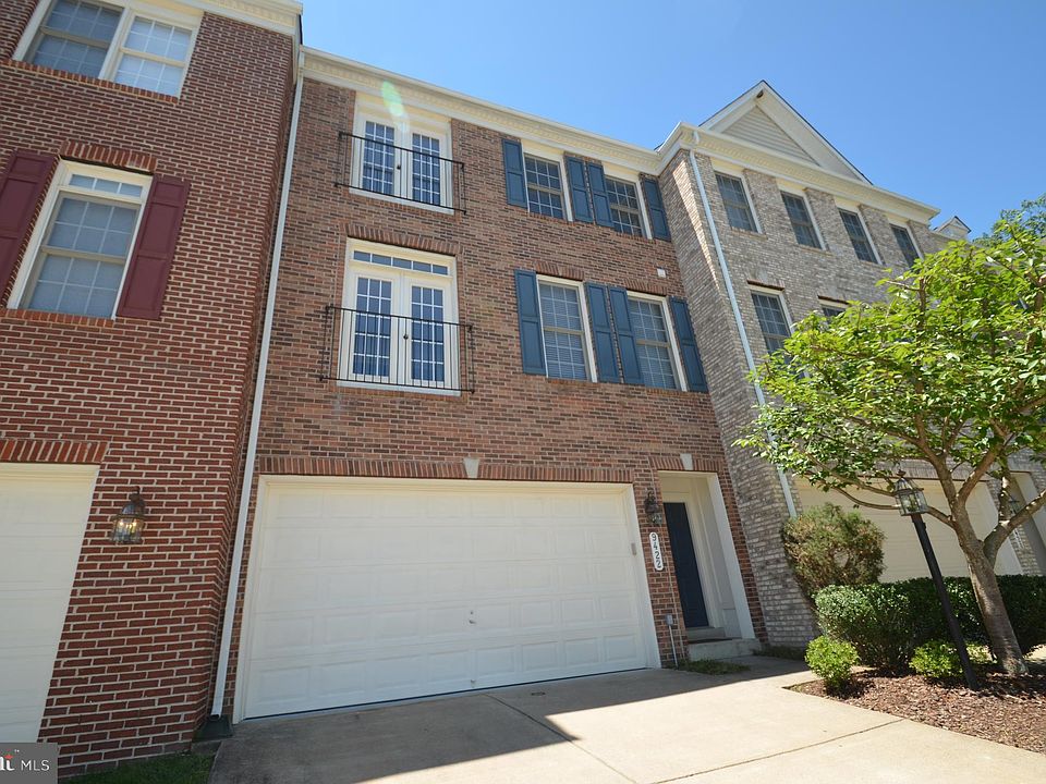 1st image of 9422 Lakeland Fells Ln